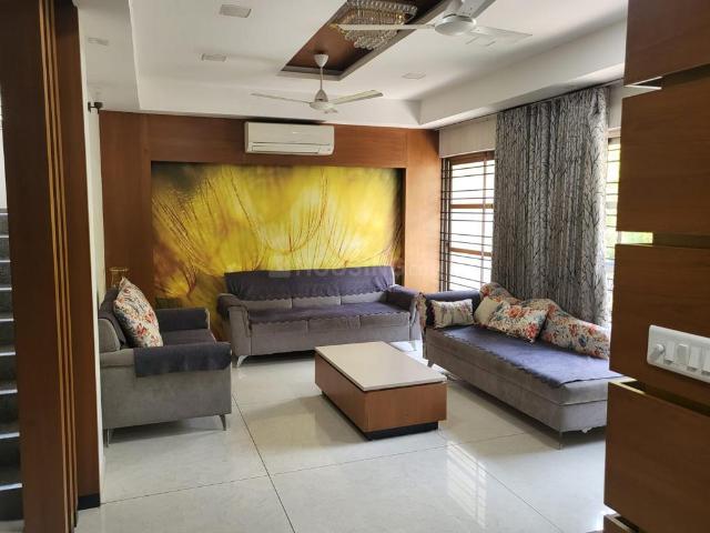 4 BHK Villa in Shela for resale South West. The reference number is 17234859