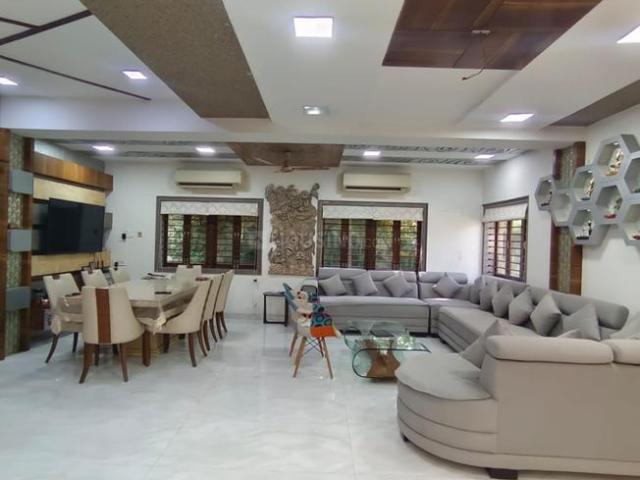 4 BHK Villa in Shilaj for resale Ahmedabad. The reference number is 19716744
