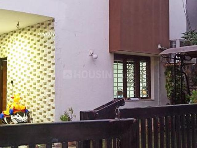 4 BHK Villa in Sola for resale Ahmedabad. The reference number is 19689348