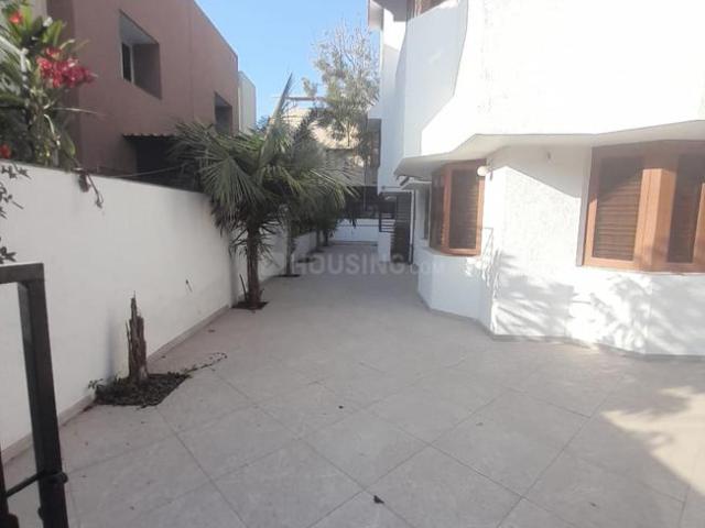 4 BHK Villa in South Bopal for rent Ahmedabad. The reference number is 19050478