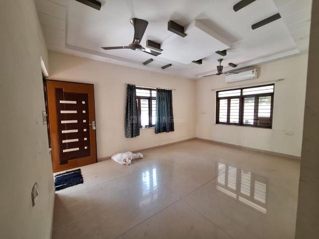 4 BHK Villa in South Bopal for rent Ahmedabad. The reference number is 20292039