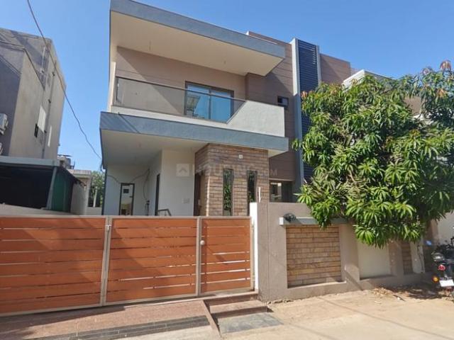 4 BHK Villa in South Bopal for rent Ahmedabad. The reference number is 20296679
