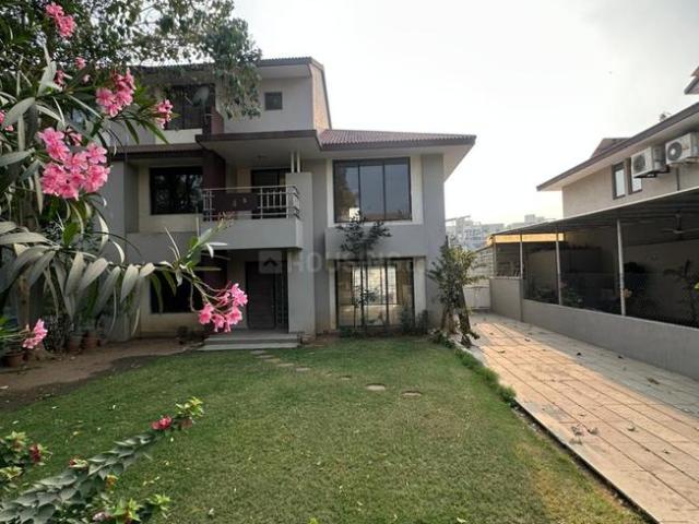 4 BHK Villa in South Bopal for resale Ahmedabad. The reference number is 19611126