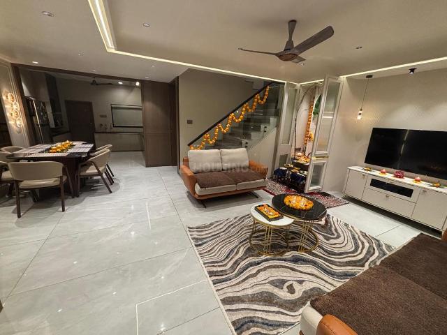 4 BHK Villa in South Bopal for resale Ahmedabad. The reference number is 20772683