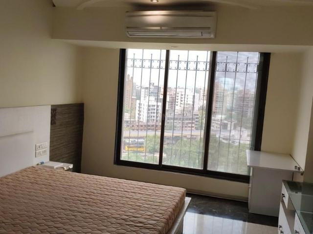 4 BHK Apartment in Chembur for rent Mumbai. The reference number is 20345680