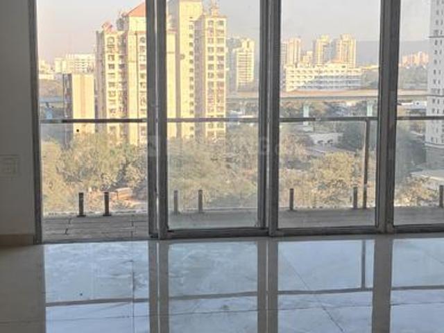 4 BHK Apartment in Chembur for resale Mumbai. The reference number is 19299887