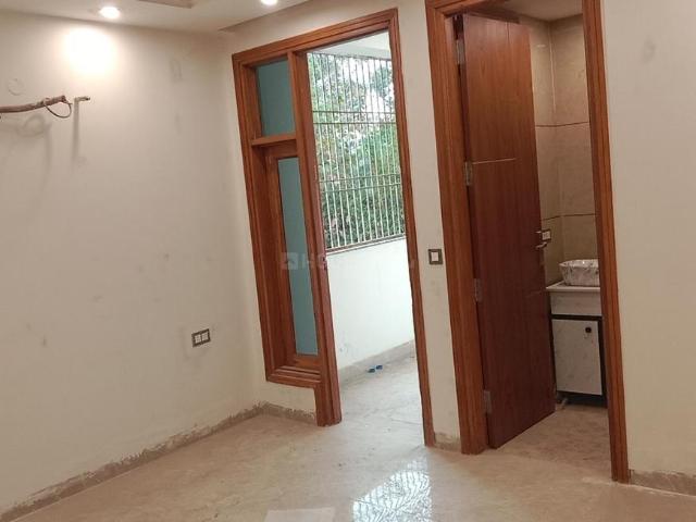 4 BHK Apartment in Chhattarpur for resale New Delhi. The reference number is 19765141