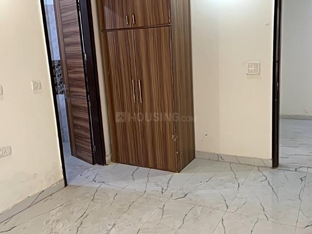 4 BHK Apartment in Chhattarpur for resale New Delhi. The reference number is 19988206