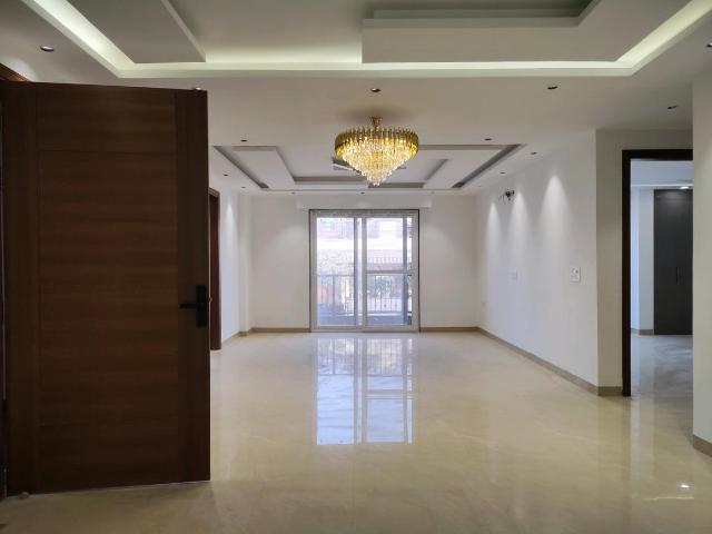 4 BHK Apartment in Chhattarpur for resale New Delhi. The reference number is 19190175