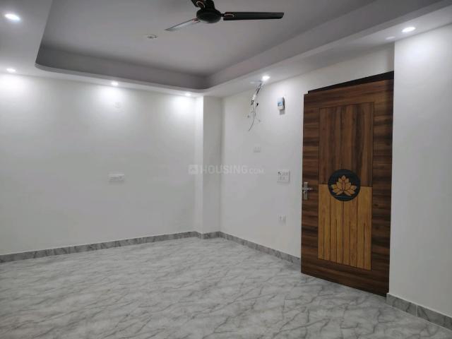4 BHK Apartment in Chhattarpur for resale New Delhi. The reference number is 20427168
