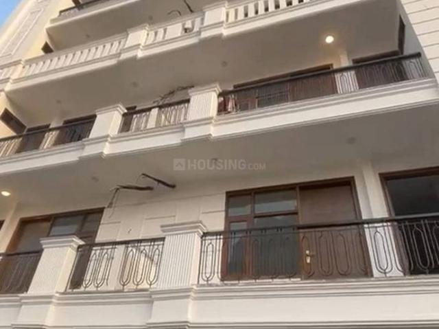 4 BHK Apartment in Chhattarpur for resale New Delhi. The reference number is 20570575