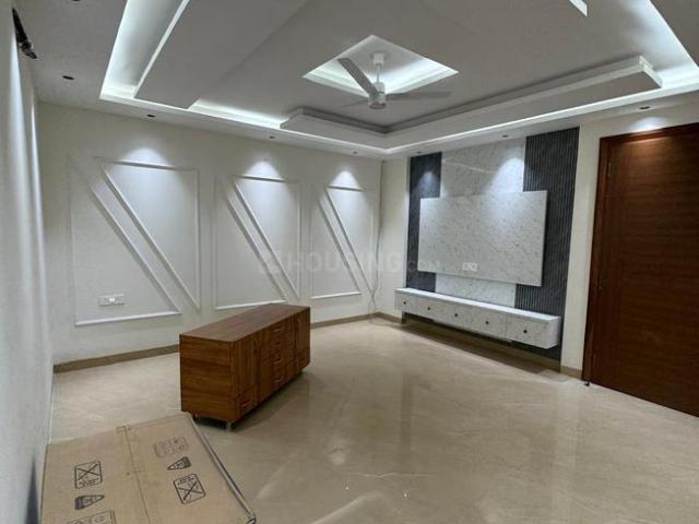4 BHK Apartment in Chhattarpur for resale New Delhi. The reference number is 20144098