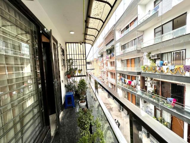 4 BHK Apartment in Chhattarpur for resale New Delhi. The reference number is 20164490