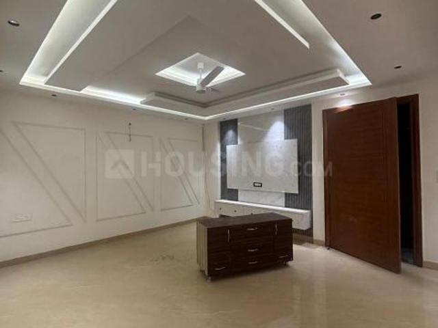 4 BHK Apartment in Chhattarpur for resale New Delhi. The reference number is 20174345