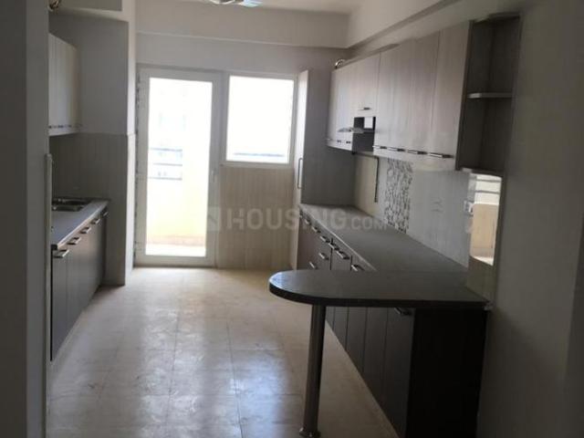 4 BHK Apartment in Chi V for rent Greater Noida. The reference number is 7363216