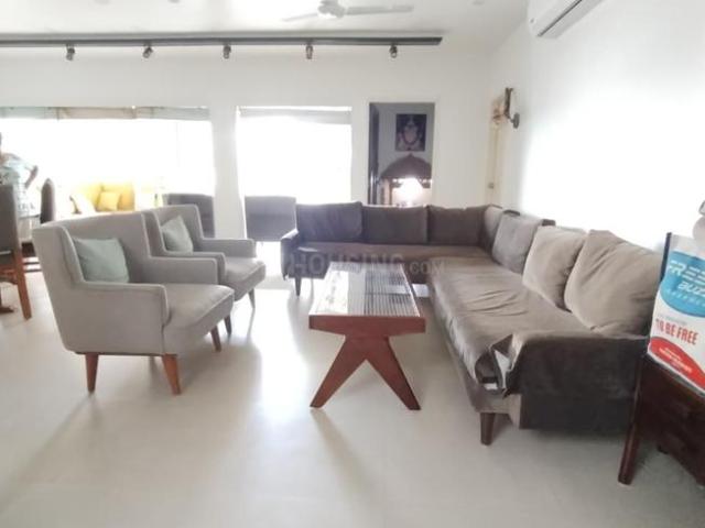 4 BHK Apartment in Ambawadi for resale Ahmedabad. The reference number is 20484055