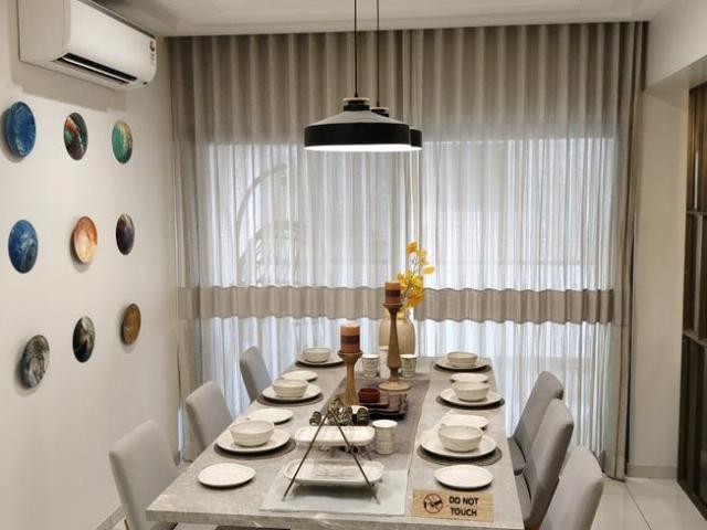 4 BHK Apartment in Ambli for rent Ahmedabad. The reference number is 19447360
