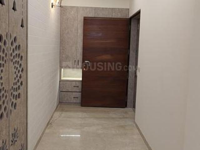 4 BHK Apartment in Ambli for rent Ahmedabad. The reference number is 19948736