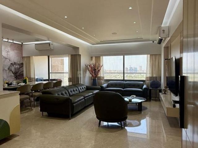 4 BHK Apartment in Ambli for rent Ahmedabad. The reference number is 19942245