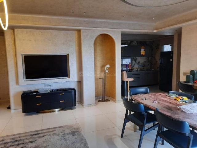 4 BHK Apartment in Ambli for rent Ahmedabad. The reference number is 13826212