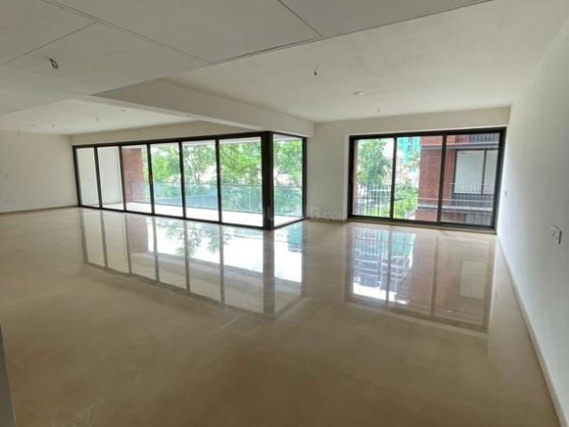 4 BHK Apartment in Ambli for rent Ahmedabad. The reference number is 20445923