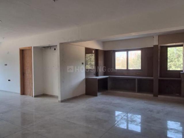 4 BHK Apartment in Ambli for resale Ahmedabad. The reference number is 19606177