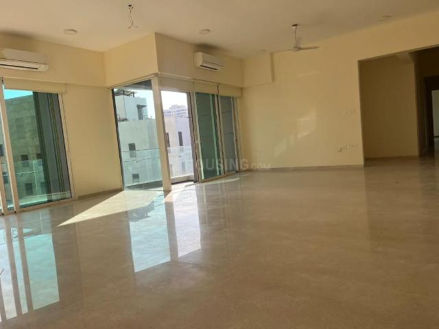 4 BHK Apartment in Andheri West for rent Mumbai. The reference number is 15714056