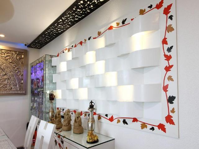 4 BHK Apartment in Andheri West for rent Mumbai. The reference number is 18168542