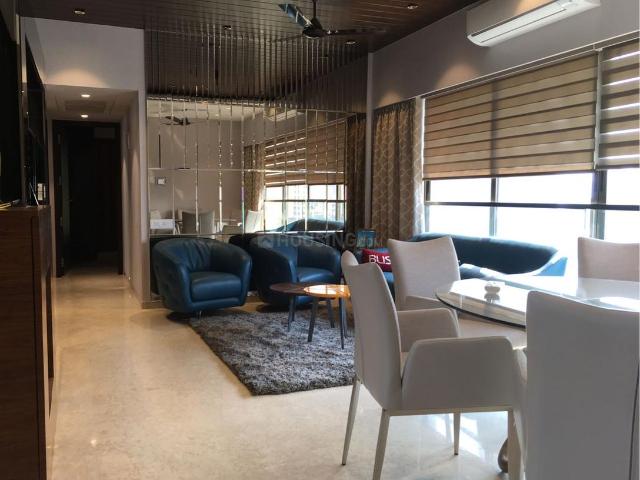 4 BHK Apartment in Andheri West for resale Mumbai. The reference number is 19621044