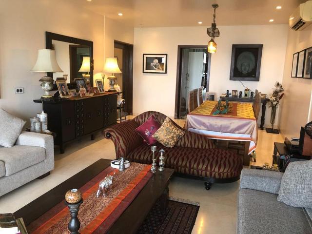 4 BHK Apartment in Andheri West for resale Mumbai. The reference number is 20785310