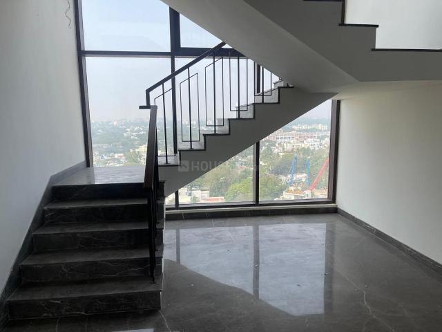 4 BHK Apartment in Adyar for resale Chennai South. The reference number is 17060254
