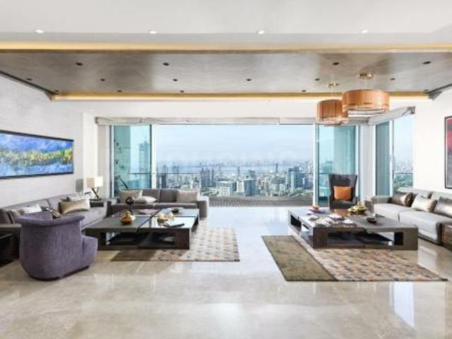 4 BHK Apartment in Agripada for resale Mumbai. The reference number is 14974588