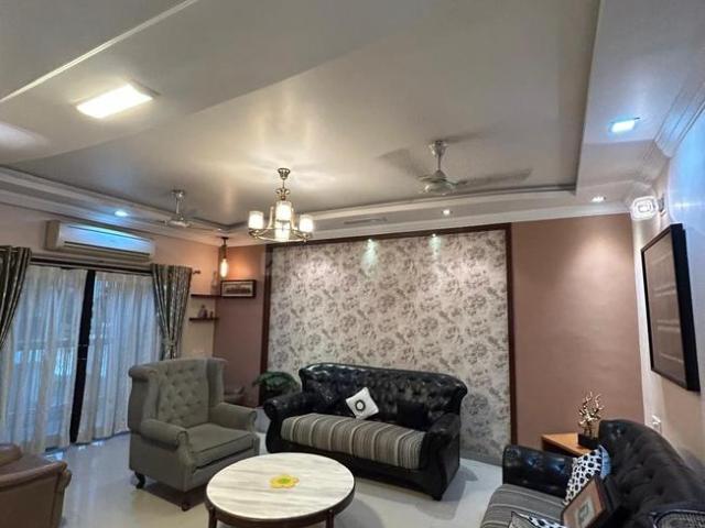4 BHK Apartment in Akota for resale Vadodara. The reference number is 19479209