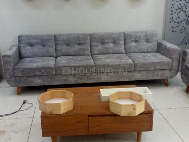 4 BHK Apartment in Alamgir for rent Vadodara. The reference number is 20878755