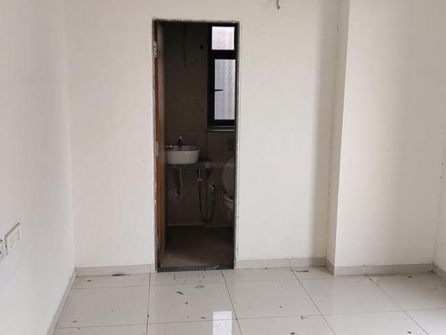 4 BHK Apartment in Bodakdev for rent Ahmedabad. The reference number is 18316000