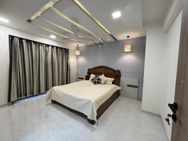 4 BHK Apartment in Bodakdev for rent Ahmedabad. The reference number is 19564997