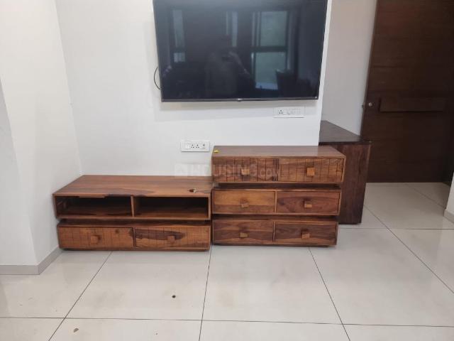 4 BHK Apartment in Bodakdev for rent Ahmedabad. The reference number is 20322337