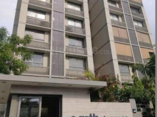4 BHK Apartment in Bodakdev for rent Ahmedabad. The reference number is 7829813