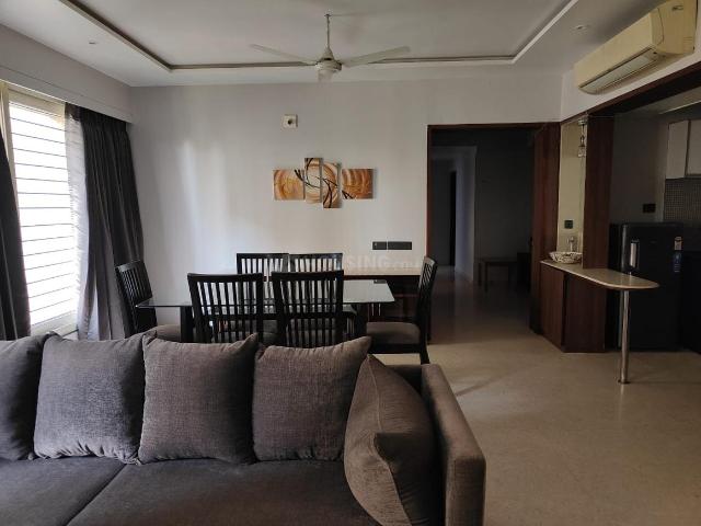 4 BHK Apartment in Bodakdev for resale Ahmedabad. The reference number is 20281530