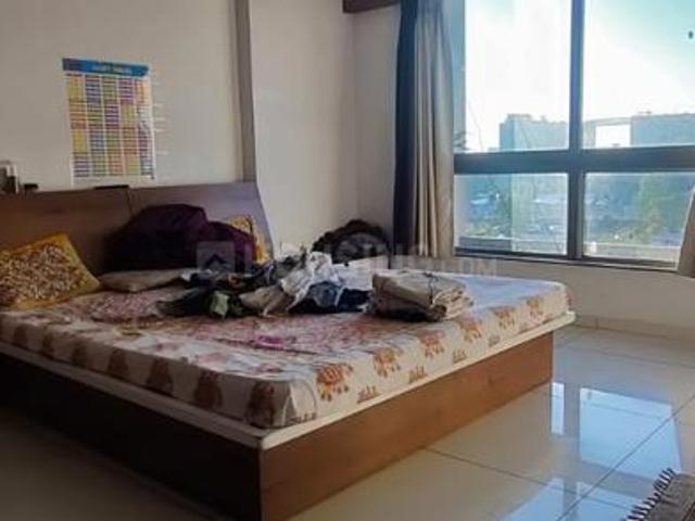 4 BHK Apartment in Bodakdev for resale Ahmedabad. The reference number is 20325845