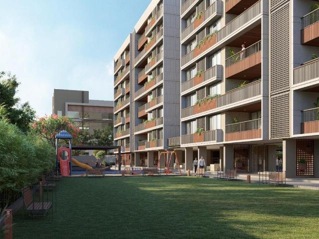 4 BHK Apartment in Bodakdev for resale Ahmedabad. The reference number is 8516413