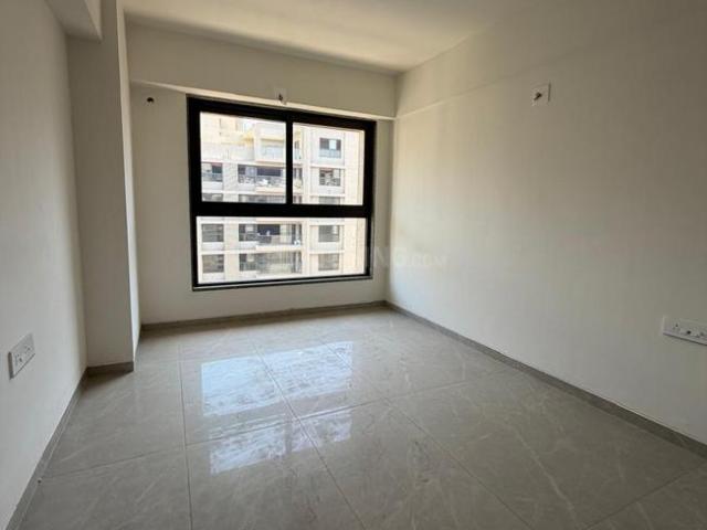 4 BHK Apartment in Bopal for rent Ahmedabad. The reference number is 20440296