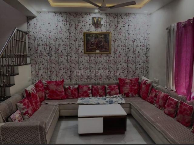 4 BHK Apartment in Bopal for rent Ahmedabad. The reference number is 20898300