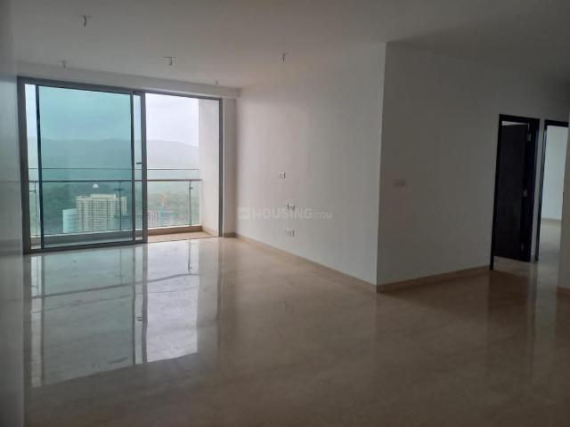 4 BHK Apartment in Borivali East for resale Mumbai. The reference number is 19970157