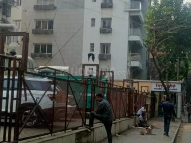 4 BHK Apartment in Ballygunge for resale Kolkata. The reference number is 20554916