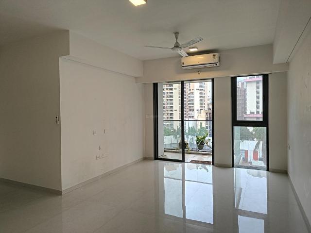 4 BHK Apartment in Bandra East for rent Mumbai. The reference number is 20494919