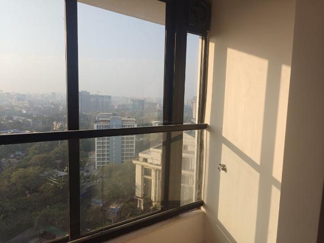 4 BHK Apartment in Bandra East for resale Mumbai. The reference number is 18523264
