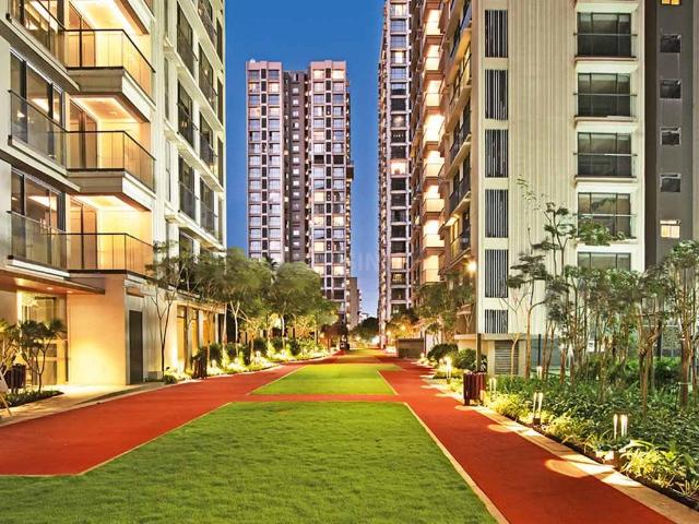 4 BHK Apartment in Bandra East for resale Mumbai. The reference number is 19887695