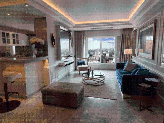 4 BHK Apartment in Bandra East for resale Mumbai. The reference number is 20077220