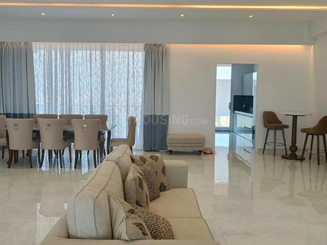 4 BHK Apartment in Bandra West for rent Mumbai. The reference number is 20690755
